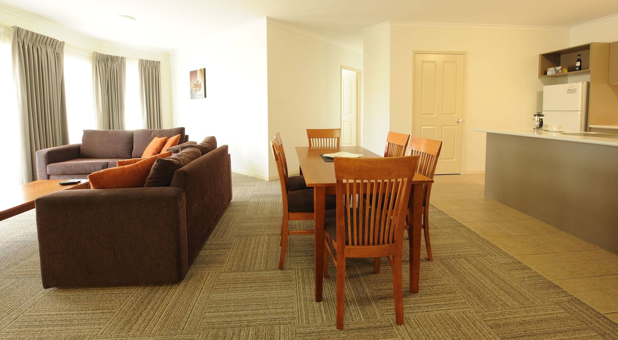 Aparthotel Quest 4*