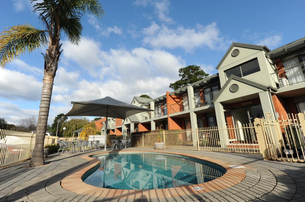 Quest Aparthotel 4*